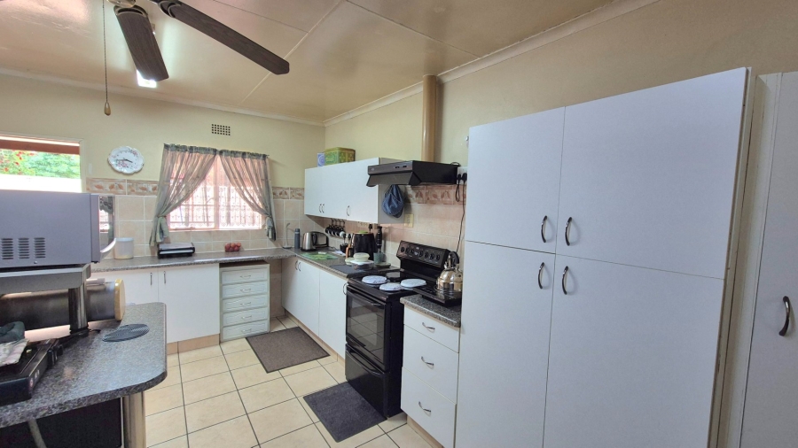 3 Bedroom Property for Sale in Vaalpark Free State